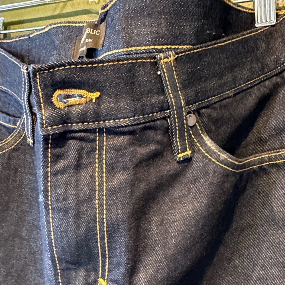 Banana Republic Men's Selvedge Denim Straight Jeans - Picture 4 of 6
